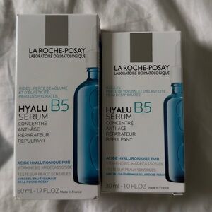 Hyalu B5 Serum - Blue and White